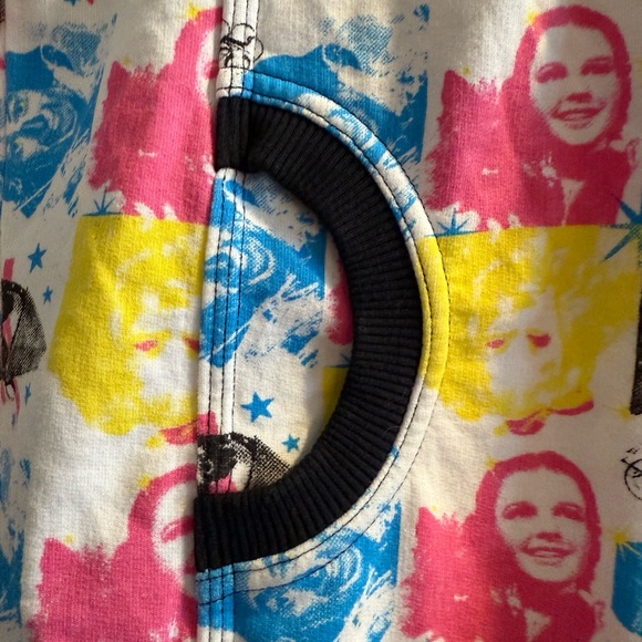 Unique Wizard of Oz Hooded Sweater - Picture 2 of 7